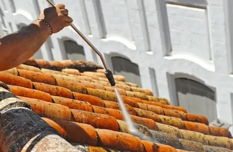 Nettoyage de toitures - Signy-l'Abbaye